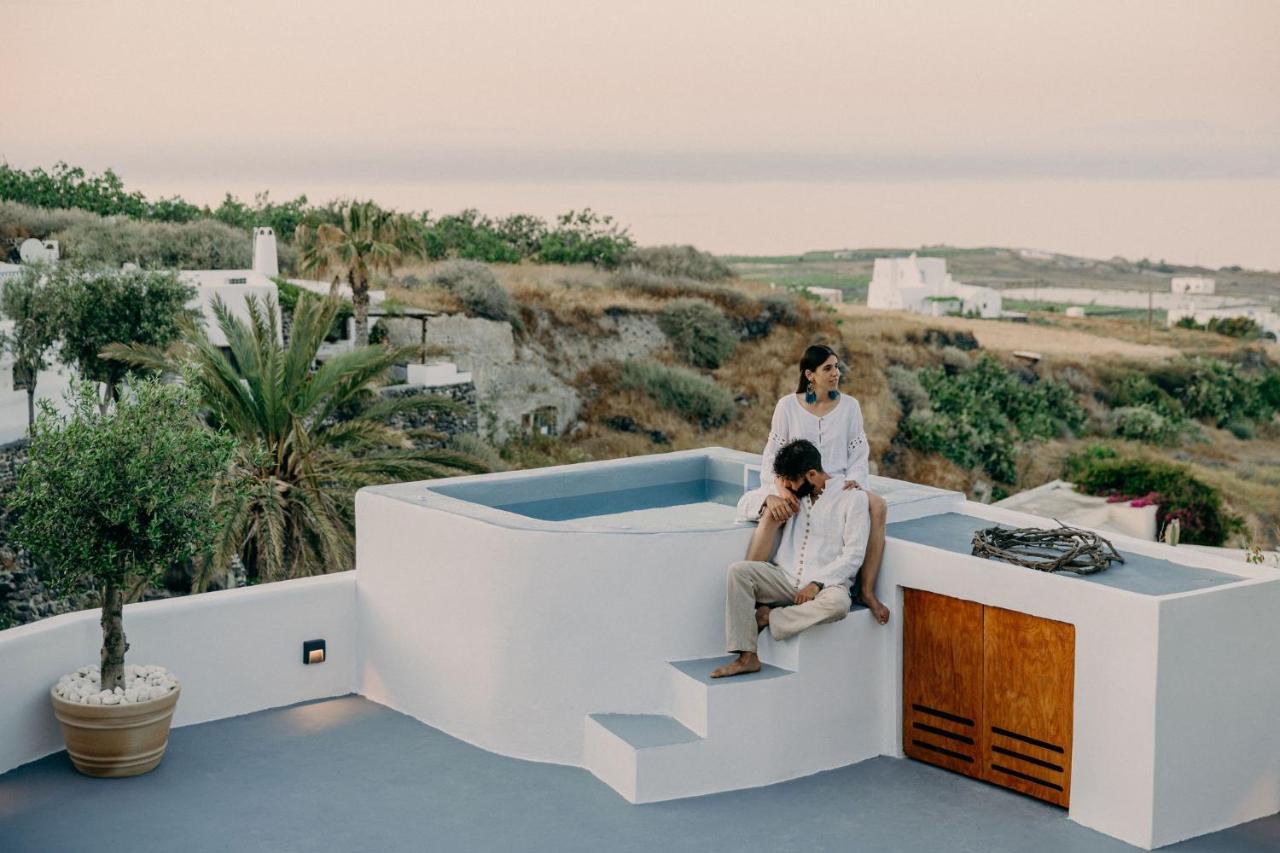 Sando Traditional Cave Villas With Jacuzzi And Sea View Vourvoúlos Екстериор снимка